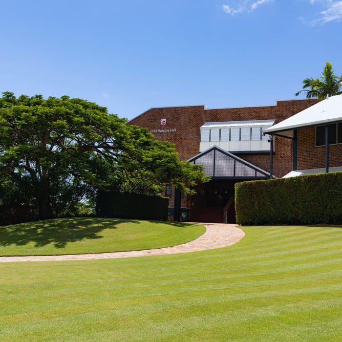 449929105_972062424929146_4629986603023931449_n