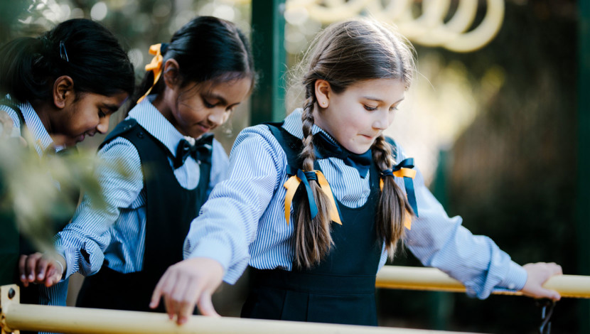 Melbourne_Girls_Grammar_School_Student-830x470