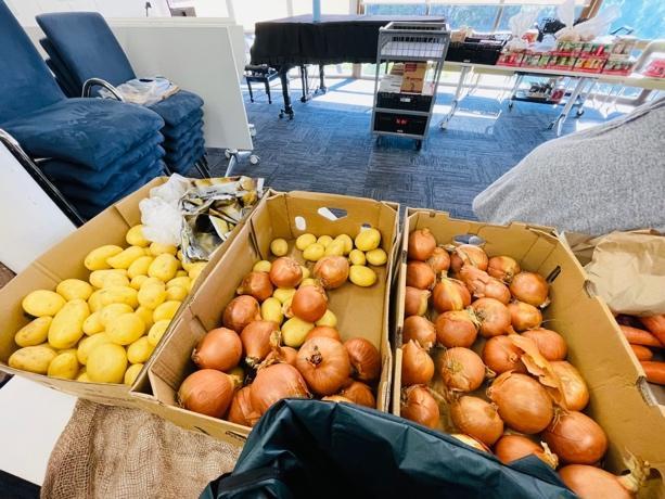 一張含有 天然食品, 當地美食, 生產, 市場 的圖片
自動產生的描述